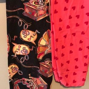 Lularoe One Size leggings.